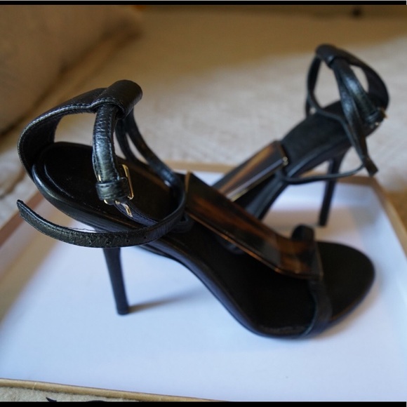 Black Leather Burberry Heel with Tortoise Stone 37 - Picture 4 of 5